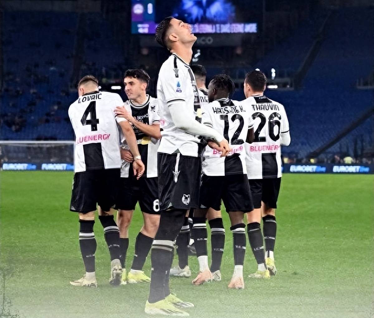 开云体育APP下载-弗罗西诺内客场不敌，保级前途堪忧