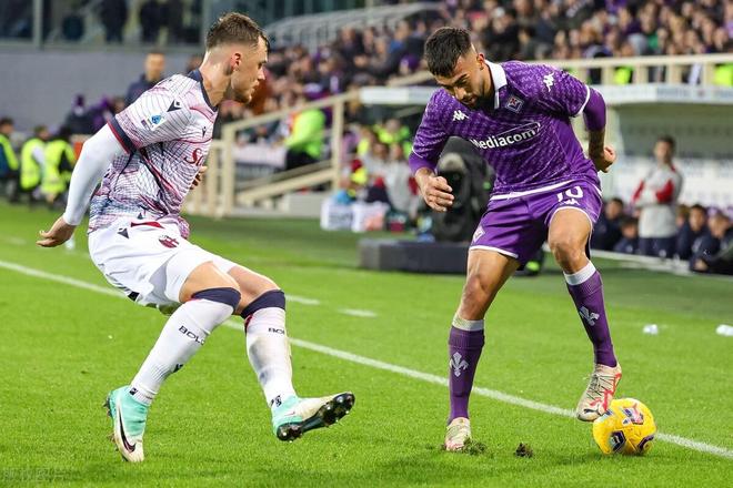 开云体育下载-博洛尼亚与都灵战平，球队三队发挥令人信服