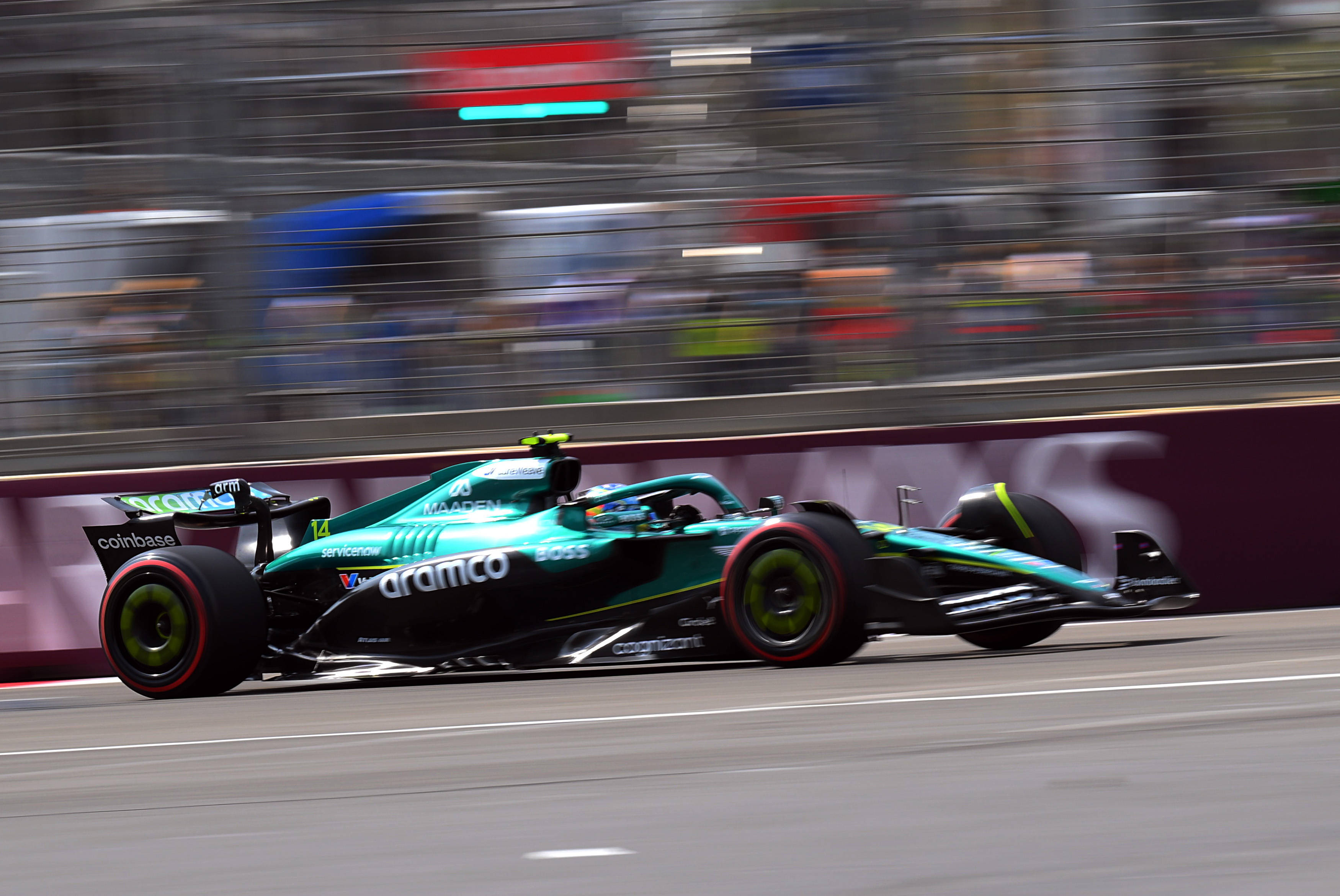 迈凯伦力克阿斯顿马丁，勒克莱尔高光表现的简单介绍