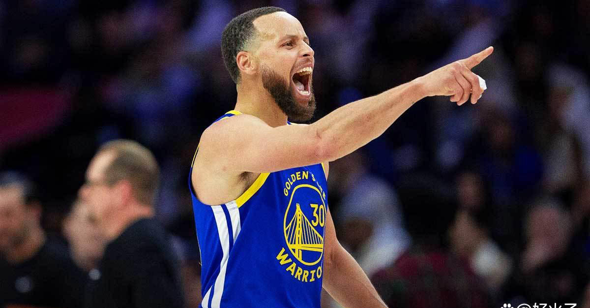 勇士翻盘北京队，库里点燃赛场